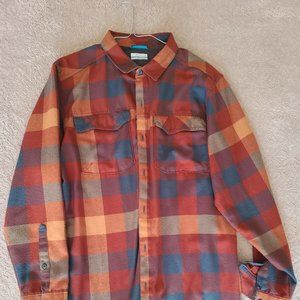 Columbia light weight flannel